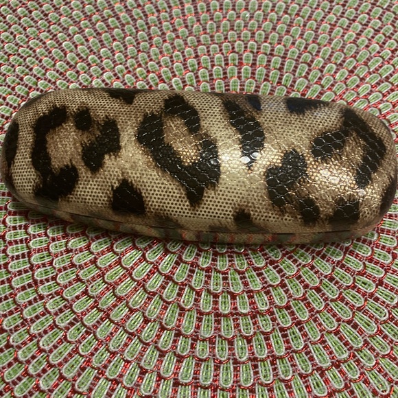 Foster Grant Accessories - Sofia vergara foster grant eyeglass case